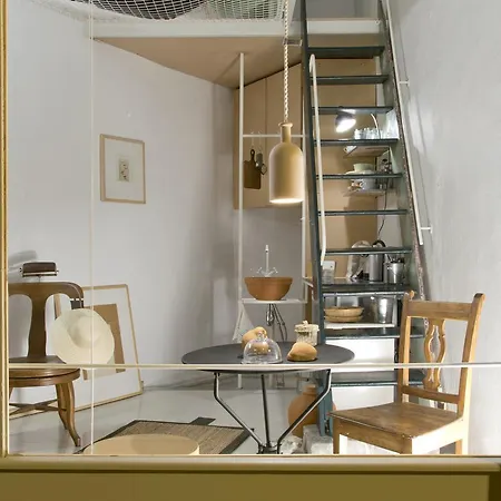Passer Domesticus Apartment *
